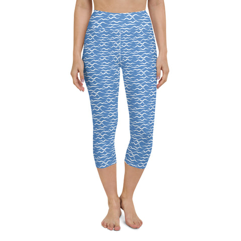 Shark Waves Yoga Capri Leggings Blue