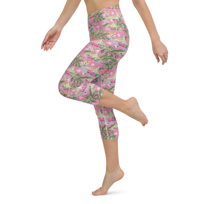 Palm Beach Tiki Hut Coastal Preppy Yoga Capri Leggings